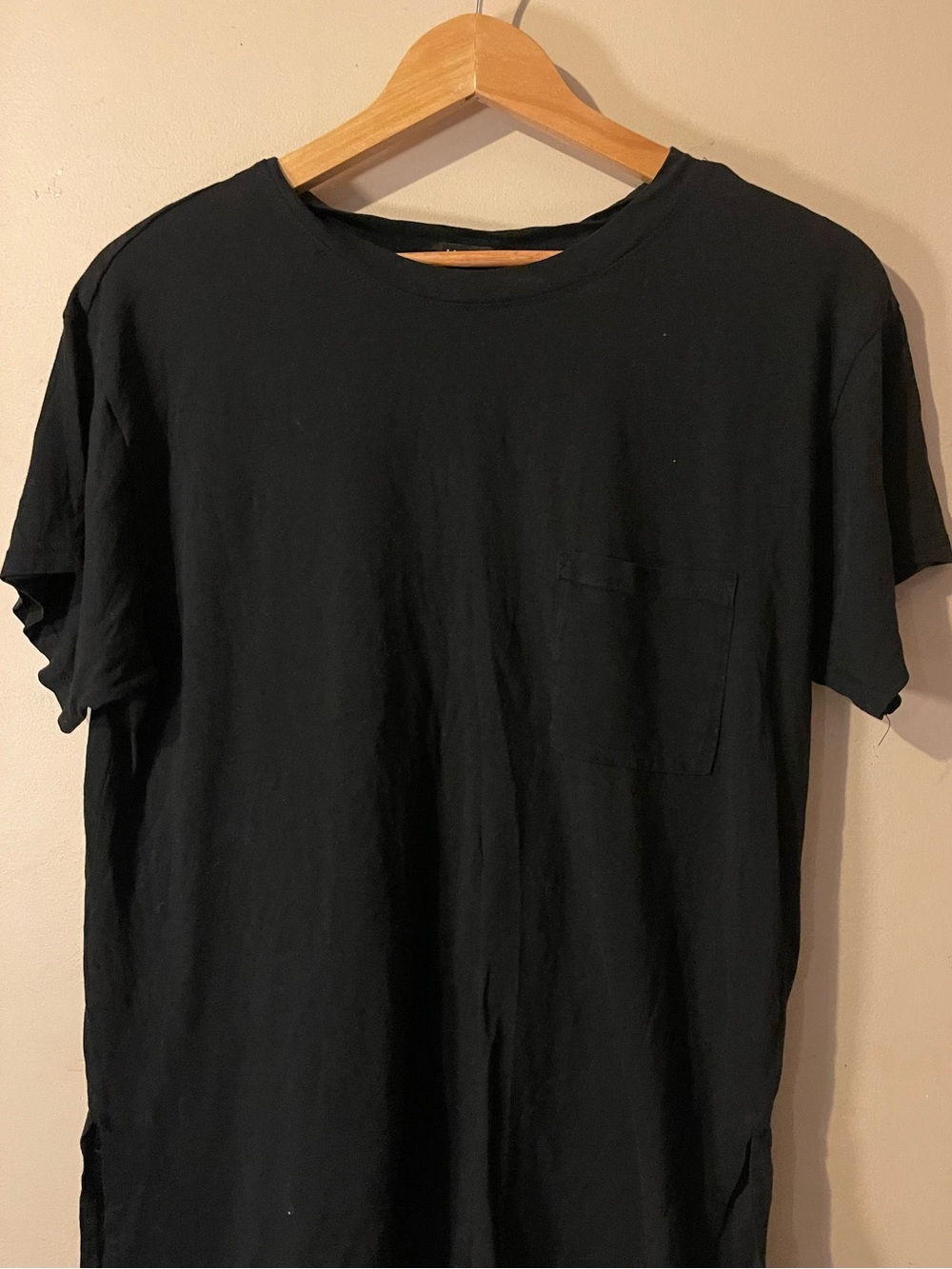 U2B Black Short Sleeve Pocket Tee Crewneck Casual T-Shirt